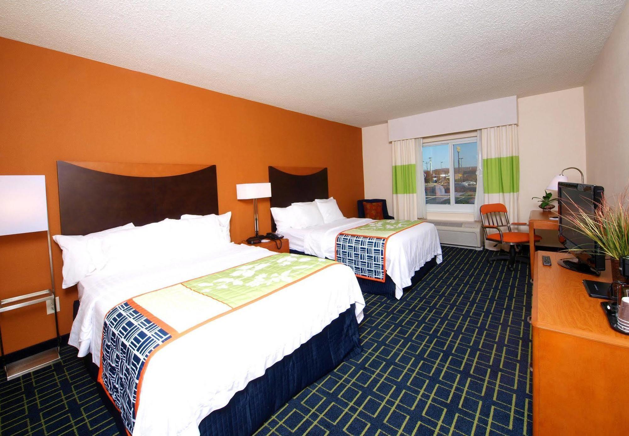 Hotel Fairfield &
